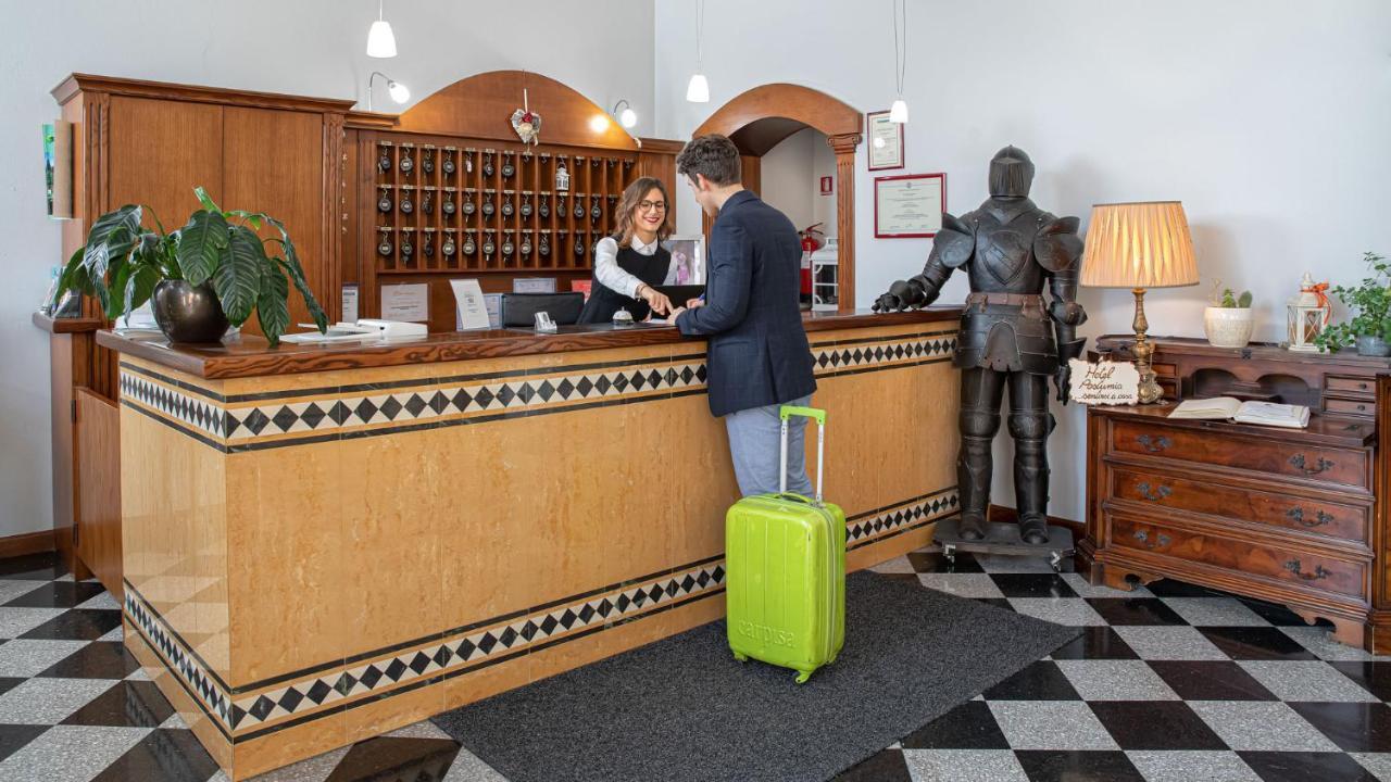 Hotel Postumia Dossobuono Bagian luar foto