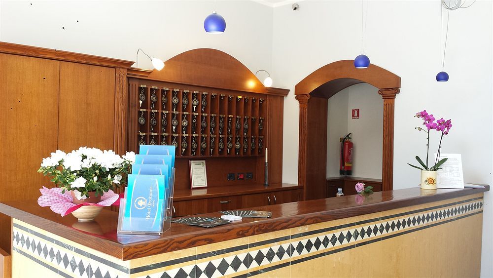 Hotel Postumia Dossobuono Bagian luar foto