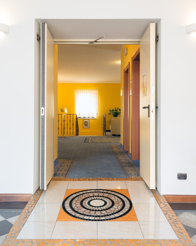 Hotel Postumia Dossobuono Bagian luar foto